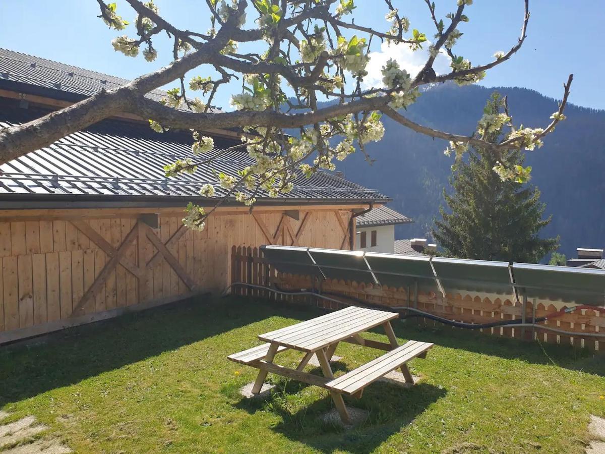 App. Monte Pore - Agriturismo La Majon كوليه سانتا لوسيا المظهر الخارجي الصورة