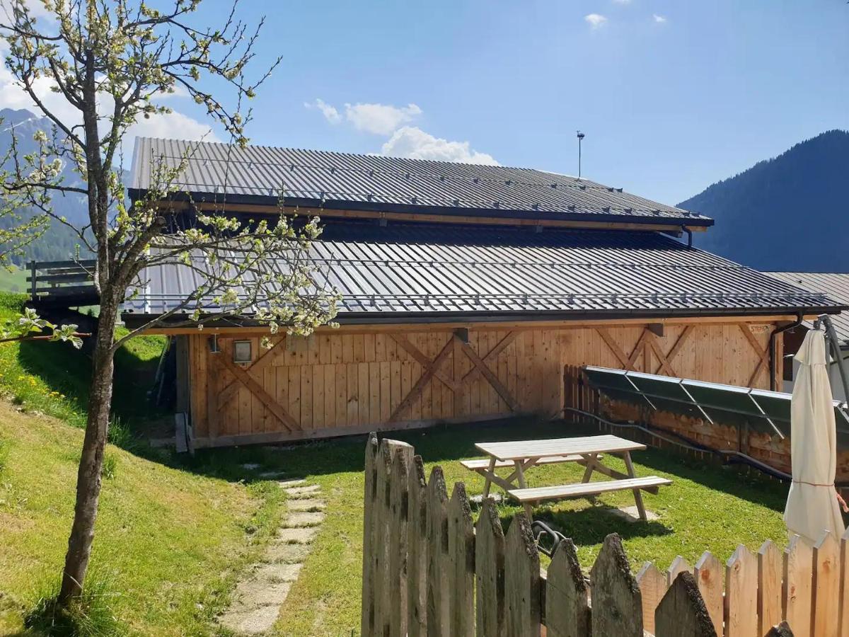 App. Monte Pore - Agriturismo La Majon كوليه سانتا لوسيا المظهر الخارجي الصورة